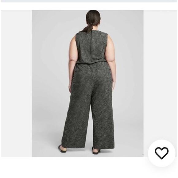 Athleta Women’s Topanga Jumpsuit Sz 2X NWOT Black Gray Jumper Tie Waist Pockets - Picture 3 of 10